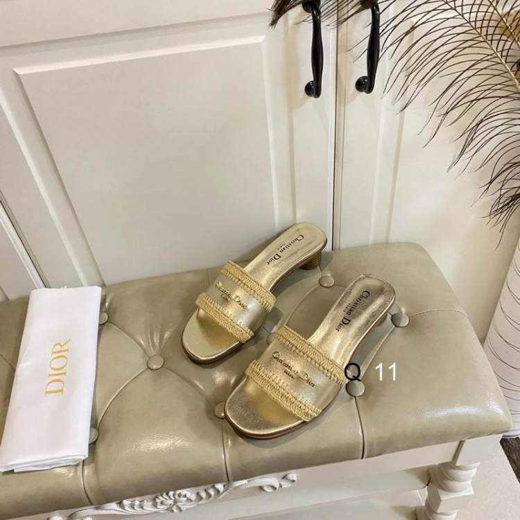 Picture of Dior Shoes _SKUDiorsz35-40SY08013816